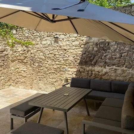 La Romance De Grignan Exterior photo